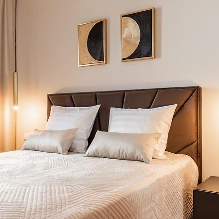 Laulupargi Lux Residence タリン エクステリア 写真